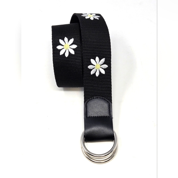 TARGET WILD FABLE BLACK MESH WOVEN FABRIC BELT EMBROIDERY DAISY FLOWERS WOMEN OS - Picture 1 of 12
